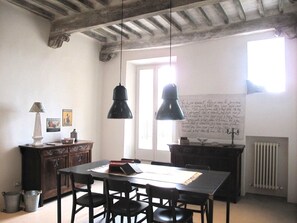 تناول الطعام