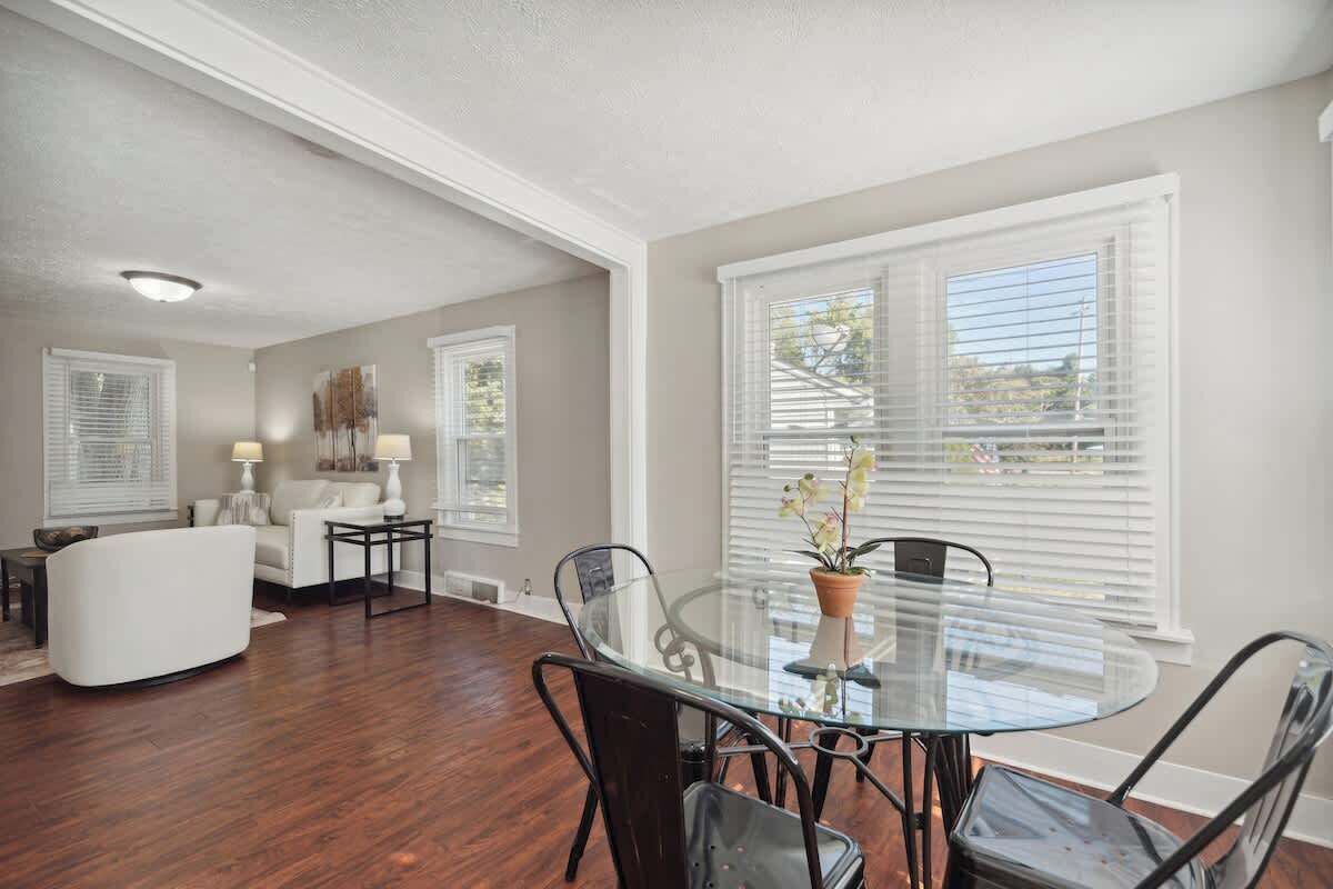 تناول الطعام