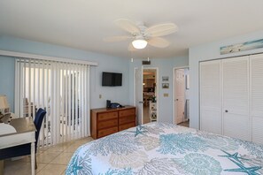 2 bedrooms, iron/ironing board, free WiFi, bed sheets - Ocean Village Club Condo H35 (St. Augustine)