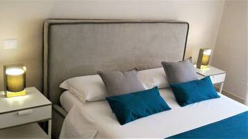 スーペリア ダブルルーム | 1 室のベッドルーム、デスク、防音設備、WiFi (無料)