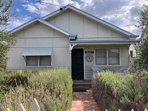 Exterior - BLUEYS QUEENSCLIFF (Queenscliff)