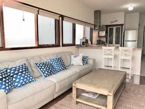 Smart TV - BLUEYS QUEENSCLIFF (Queenscliff)