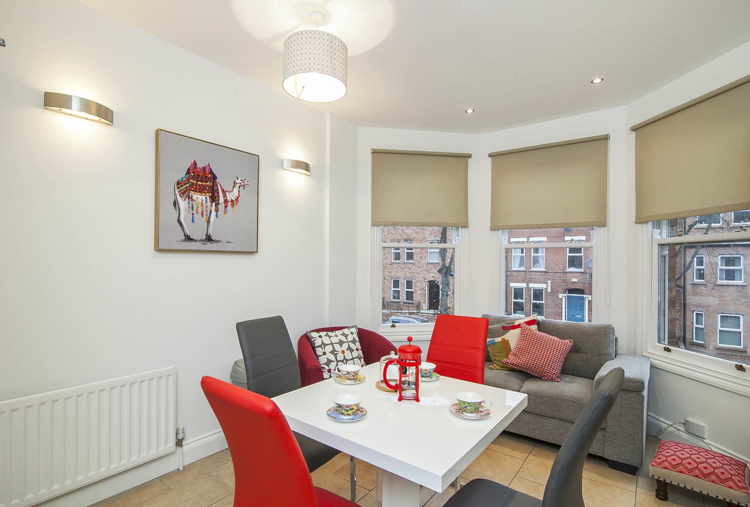 Deluxe Apartment, Multiple Beds, Non Smoking | In-room dining