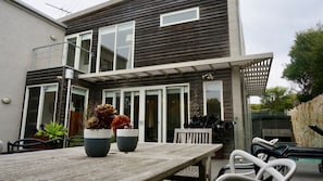 Outdoor dining - Sand Dunes in Point Lonsdale (Point Lonsdale)