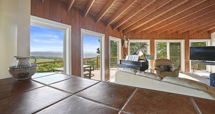 Large Mountain Retreat Spectacular Views King Suite Spa!