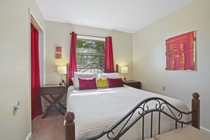 4 camere, ferro/asse da stiro, Wi-Fi gratuito, lenzuola