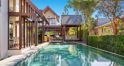 KINGSCLIFF BALINESE BEACHFRONT RETRAITE