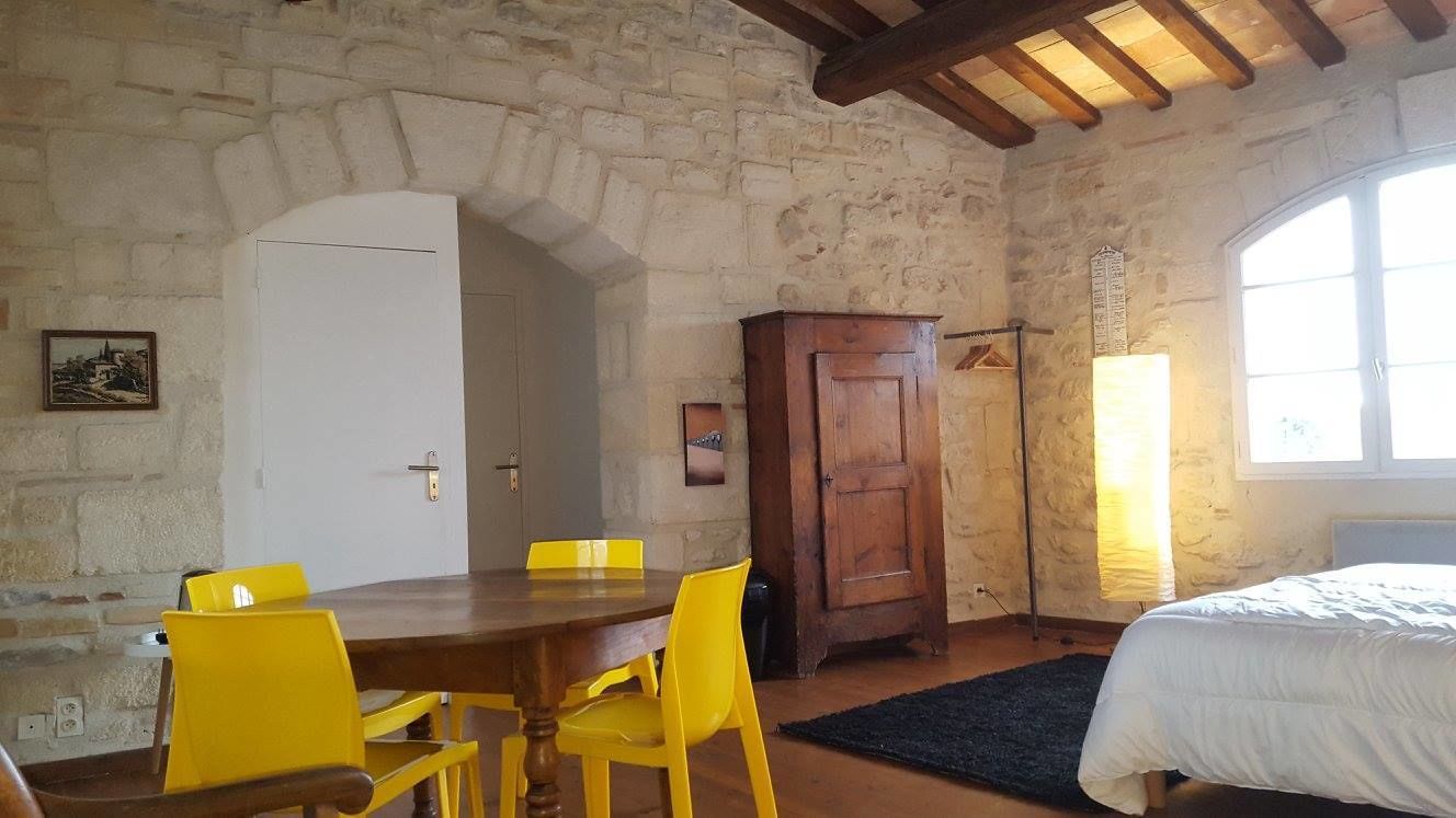 Chambre Confort (L'Alpilles) | Restauration dans la chambre