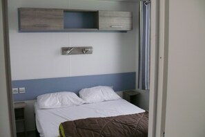 2 bedrooms, cots/infant beds, free WiFi - Mobile-home Camping Ser Sirant (Saint-Theoffrey)