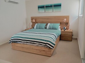 3 bedrooms, Internet, bed sheets