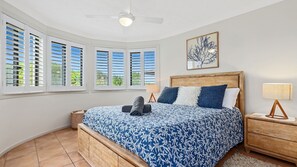 3 bedrooms, WiFi, bed sheets