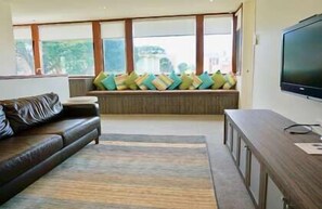 Smart TV - BEACH HAVEN (Point Lonsdale)