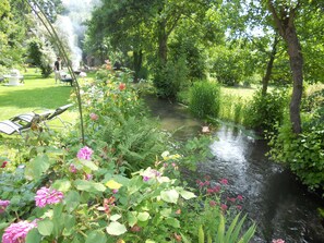 Property grounds - Le Moulin des Roses (Neslette)