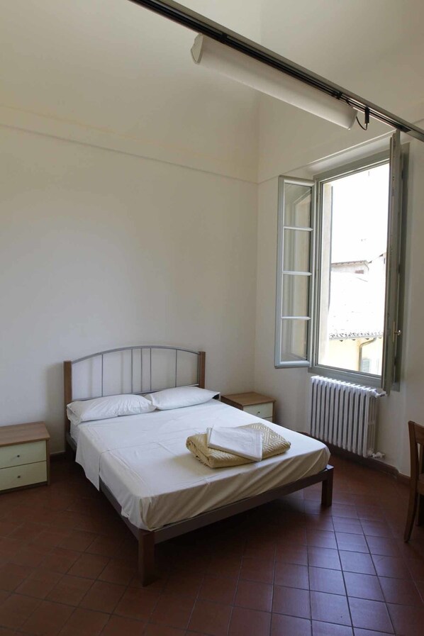 Double or Twin Room, Shared Bathroom | In-room safe, desk, blackout curtains, soundproofing
