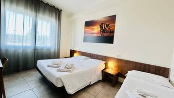 Tremannsrom | Skrivebord, lydisolert, wi-fi (inkludert) og sengetøy