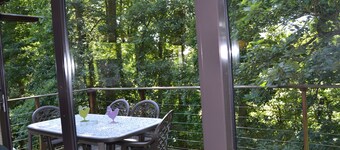 Des Jardins De La Fontaine Qui Bout