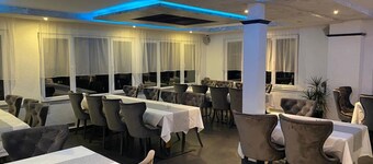 Louis Hotels