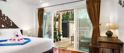 1 bedroom, in-room safe, WiFi, bed sheets