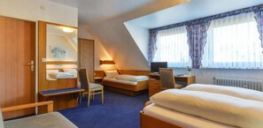 Unclassified image, 3 of 15, button - Hotel Gasthof Rotes Rovu (Heroldsberg)