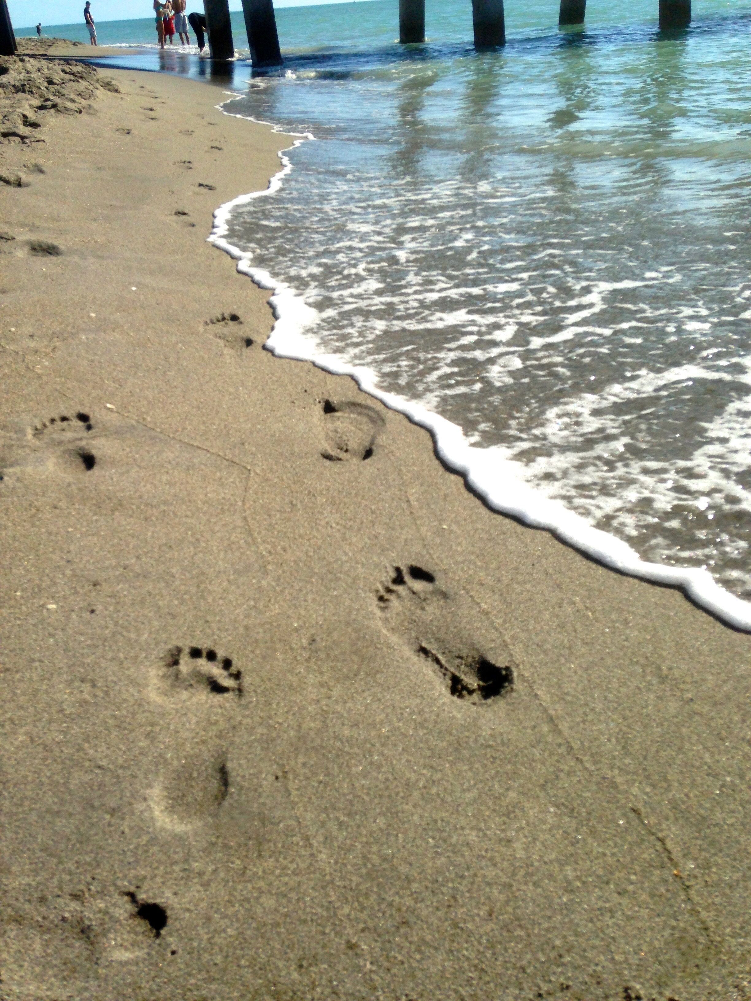 In Strandnähe, Liegestühle, Strandtücher