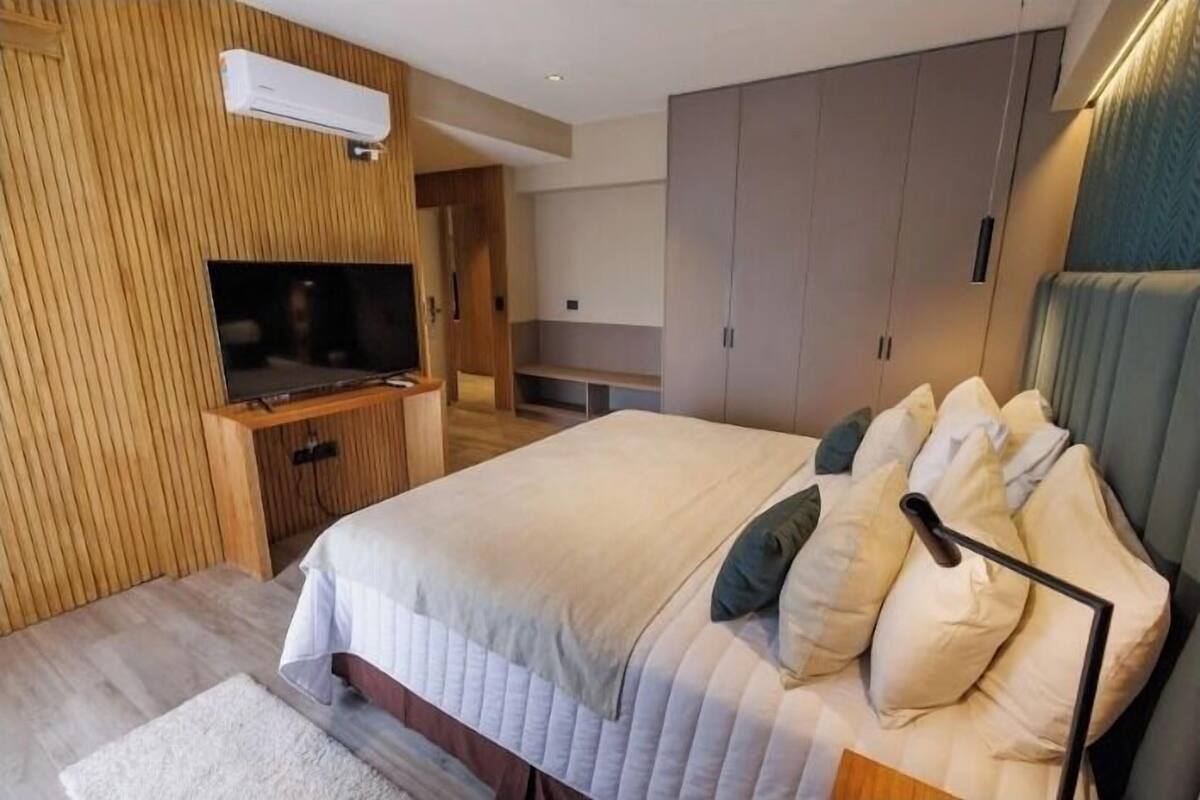Business Studio Suite