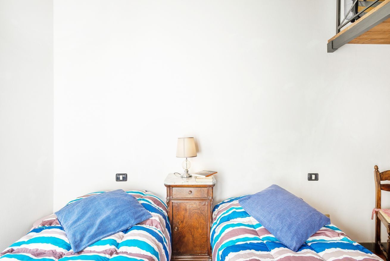 1 chambre, bureau, fer et planche à repasser, Wi-Fi