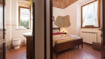 Apartamento, 1 habitación | 1 dormitorio, escritorio, sistema de insonorización