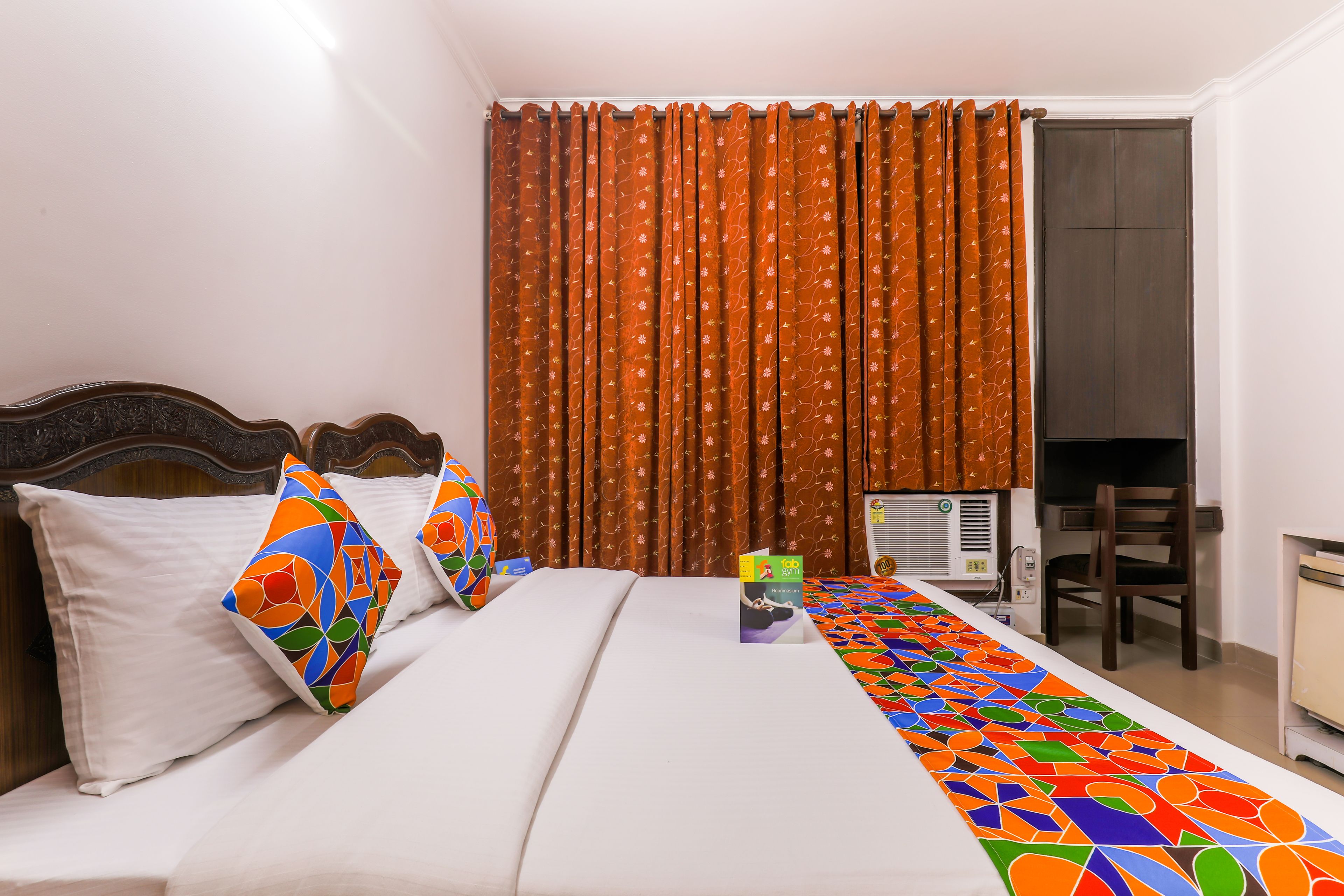 Premium Room | Desk, soundproofing, free WiFi, bed sheets