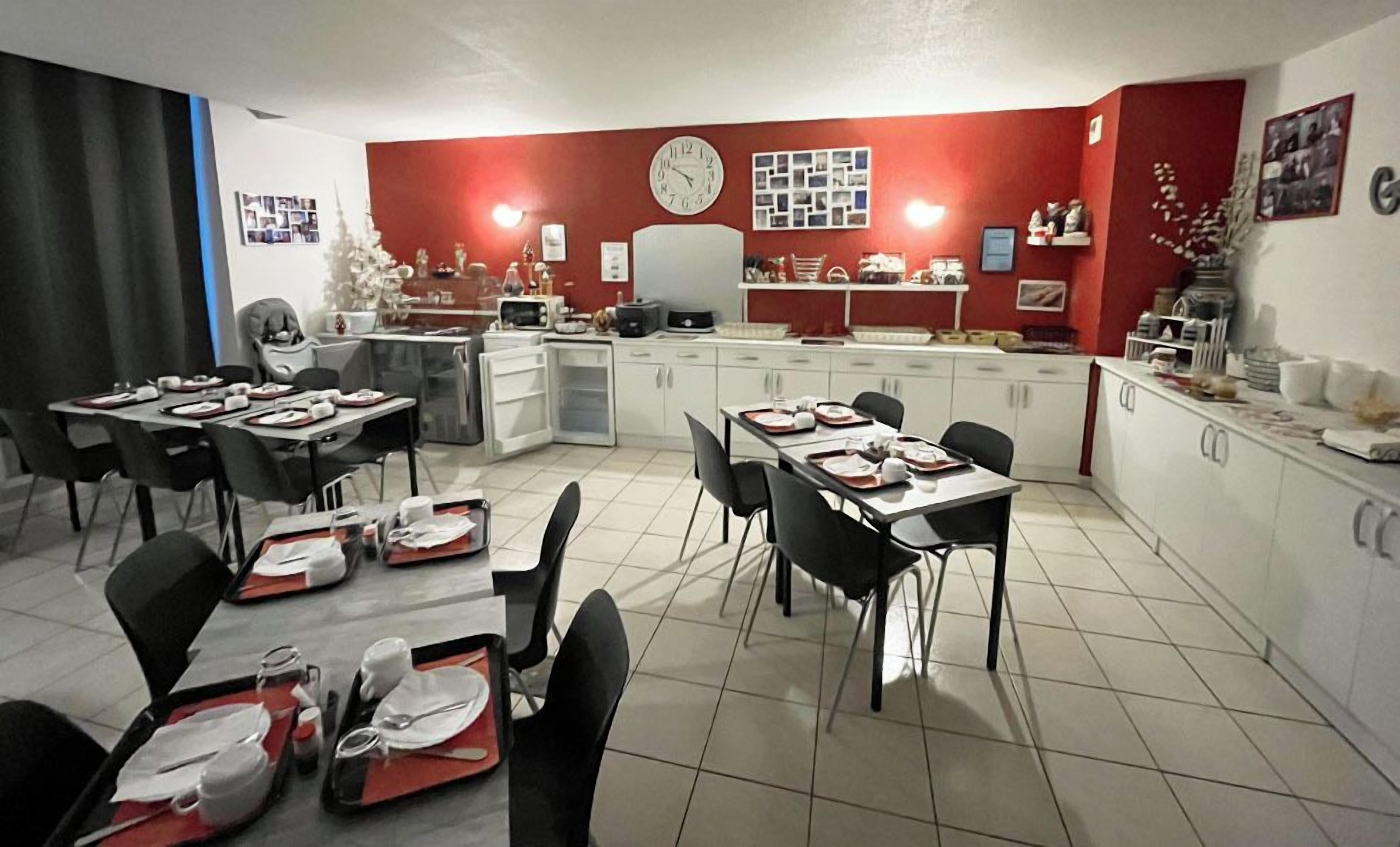 Breakfast area