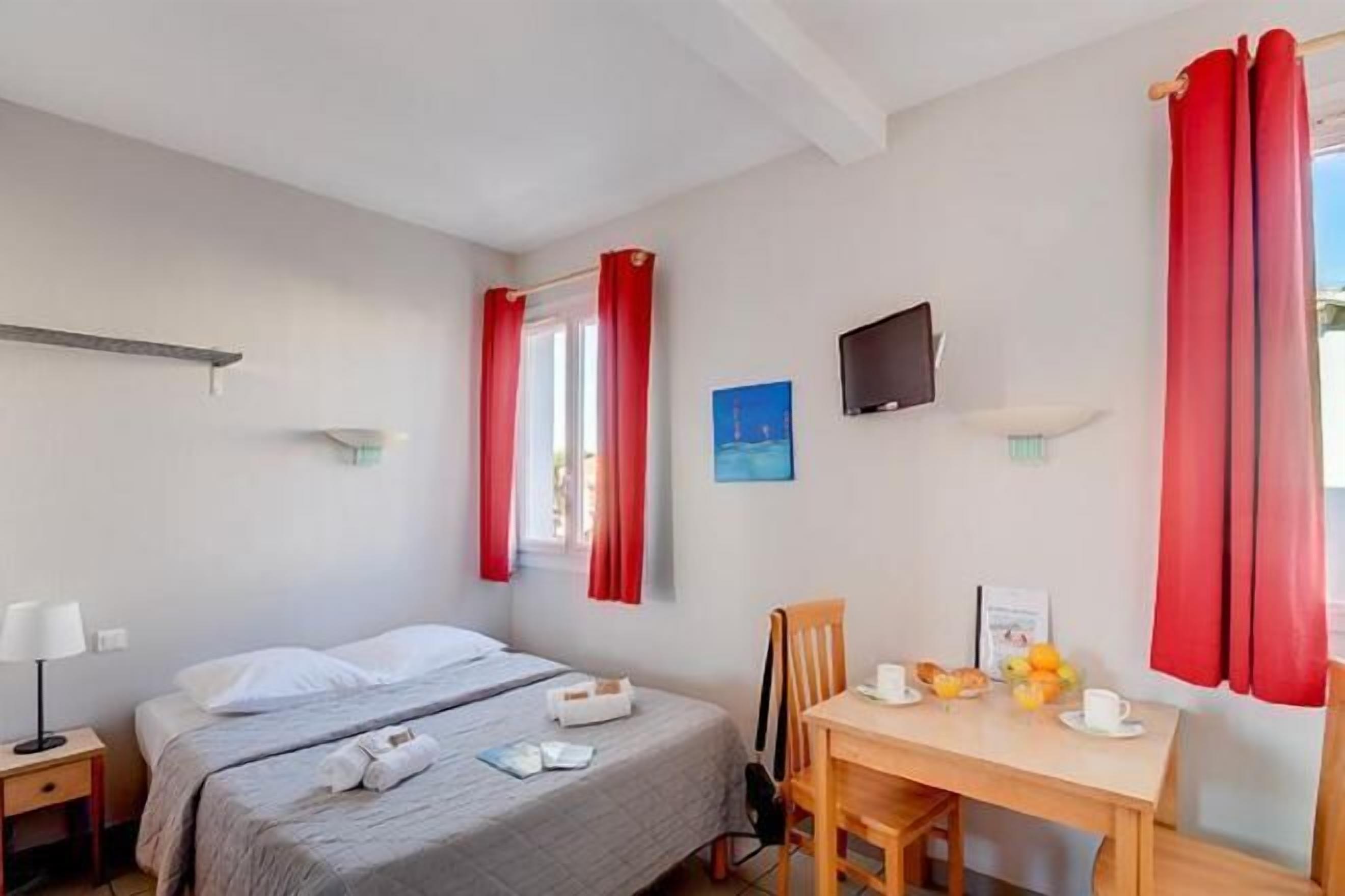 Cribs/infant beds, WiFi