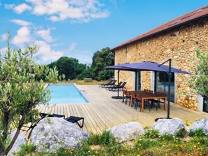 Piscine extérieure