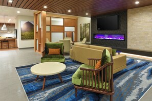 Lobby - Fairfield Inn & Suites by Marriott Moorpark Ventura County (Moorpark)