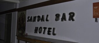 Sandal Bar Hotel