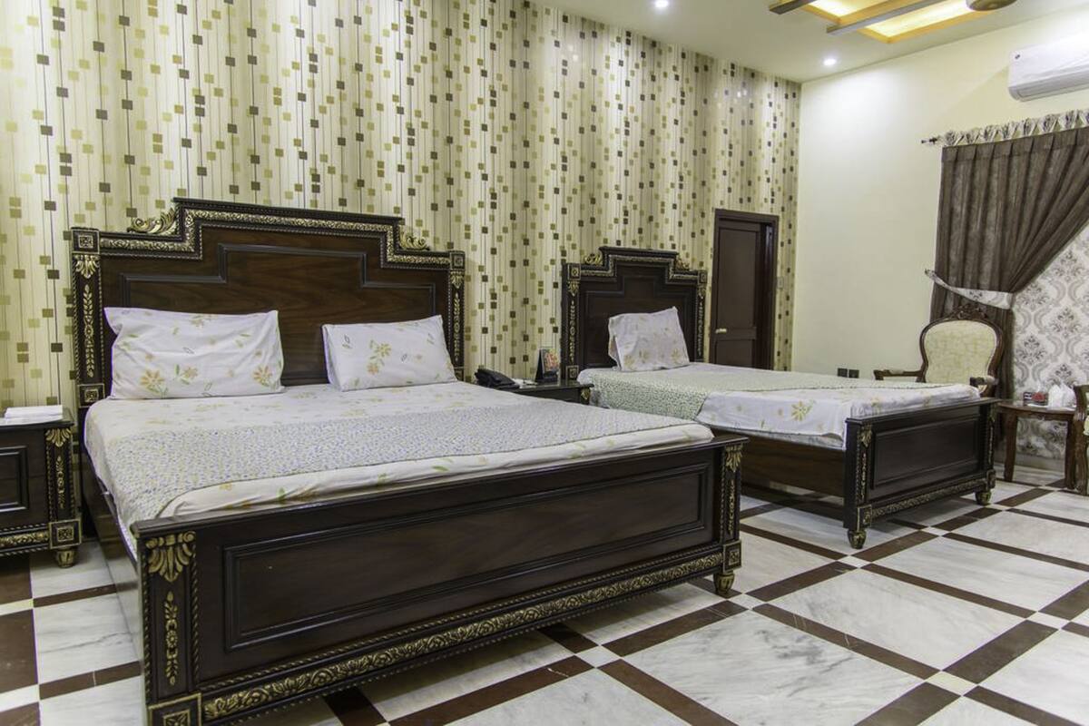 Deluxe Triple Room | In-room safe, soundproofing, WiFi (free)