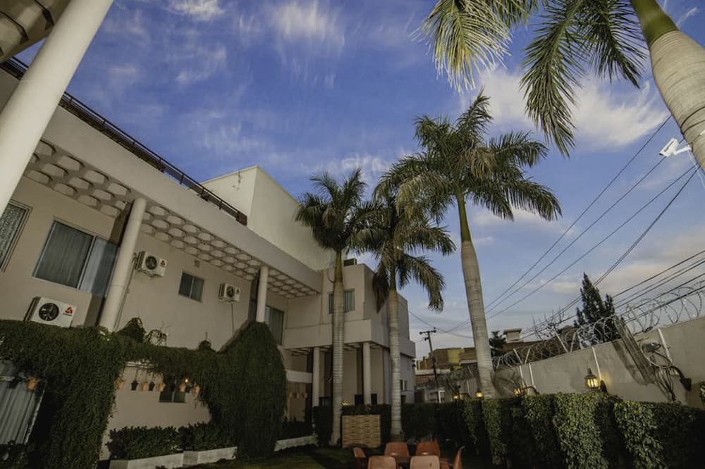 Vip House