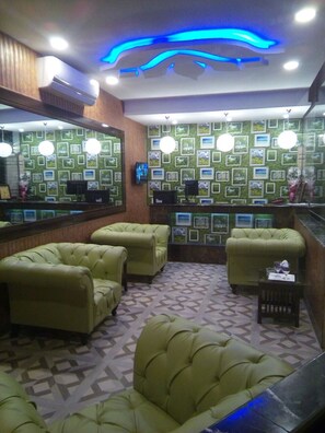 Lobby sitting area - Lotus 1 Hotel (Lahore)