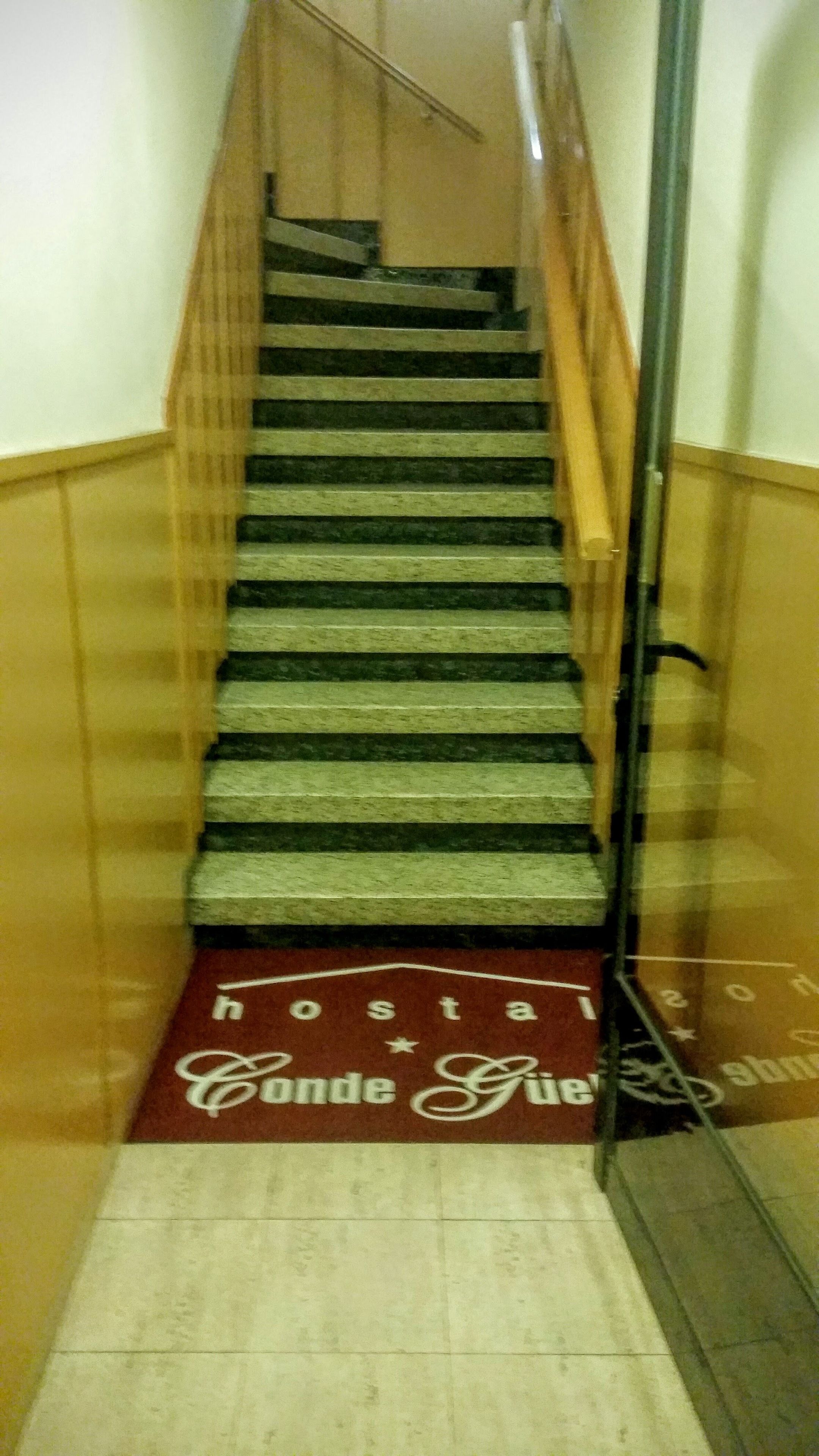 Foto - Hostal BESTPRICE Barcelona Stadium