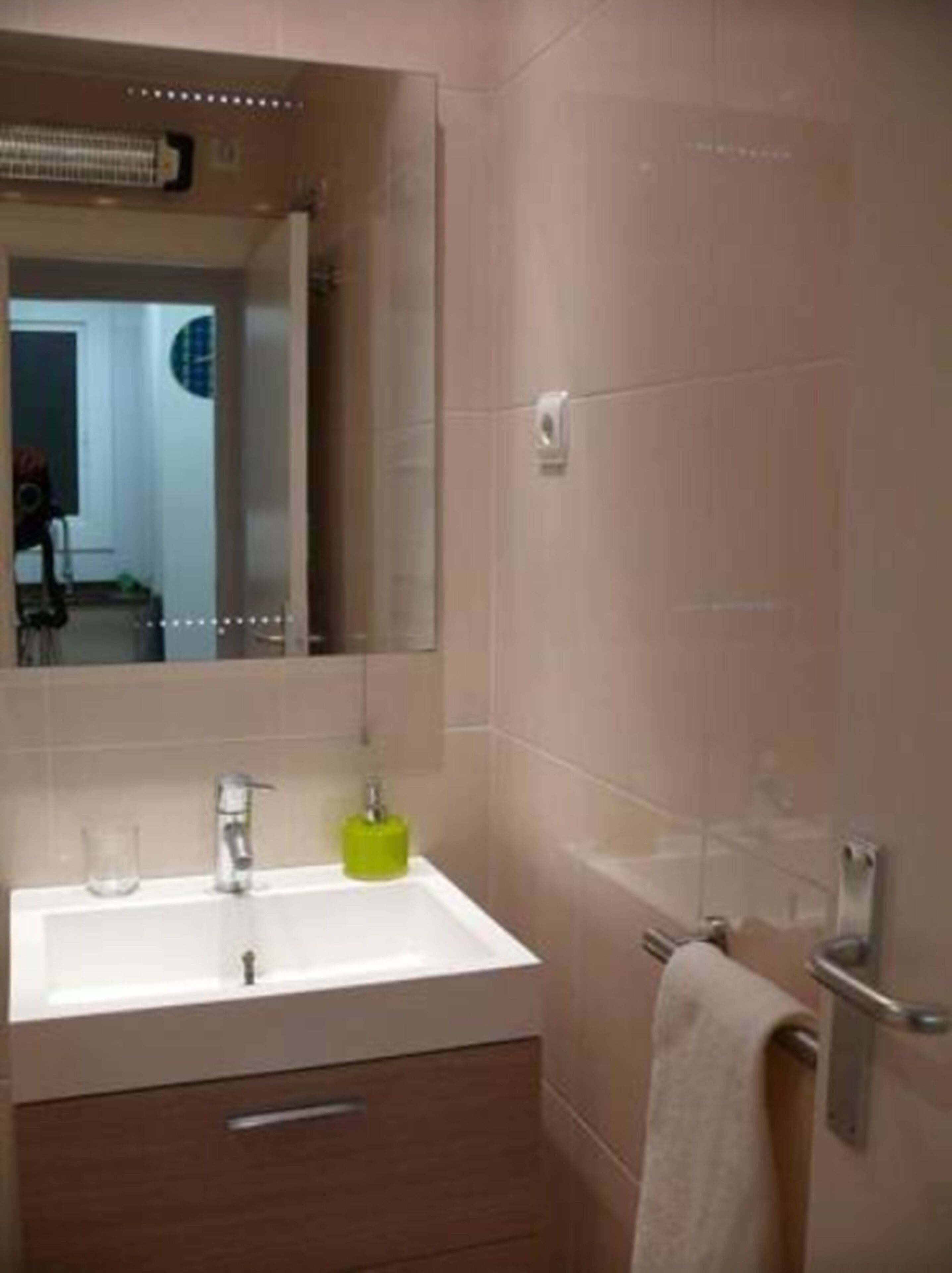 Foto - Hostal BESTPRICE Barcelona Stadium