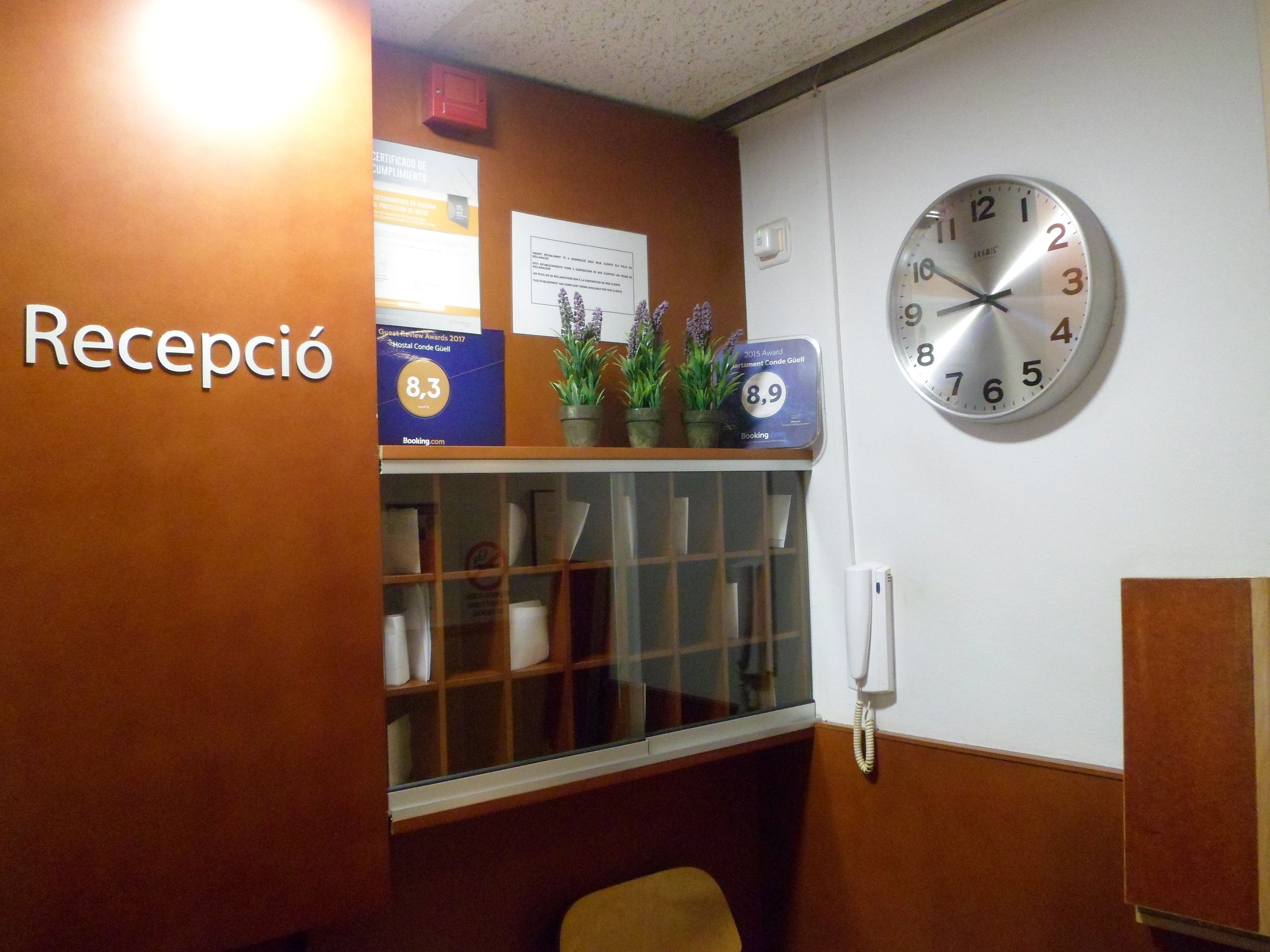 Foto - Hostal BESTPRICE Barcelona Stadium