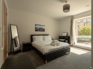 Luxury Apartment, Multiple Beds, Non Smoking