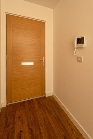 Pintu masuk interior