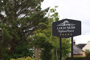 Exterior - Loch Ness Monster Pods (Fort Augustus)