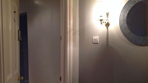 Unclassified image, 2 of 17, button - Heathrow Hostel Ltd (London)