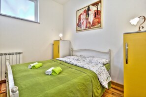 1 habitación, wifi y ropa de cama 