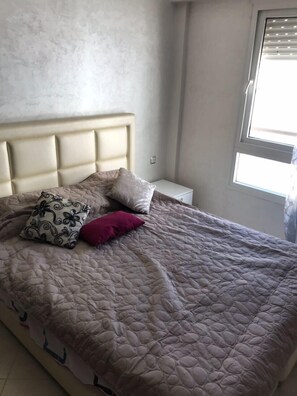 Appartement, 2 chambres | 2 chambres, rideaux dâobscurcissement, fer et planche Ă repasser