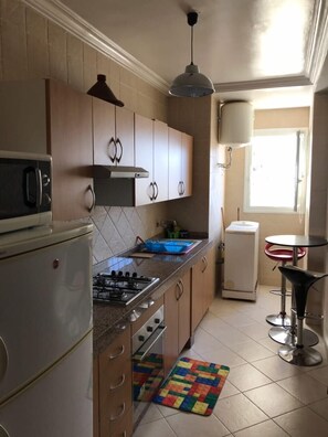 公寓, 2 间卧室 | 私人厨房 | 冰箱、烤箱、炉灶、厨具/餐具