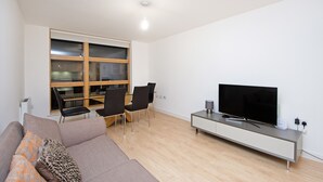 Apartment, 1 Bedroom, Non Smoking | Living area - Vida House (London)