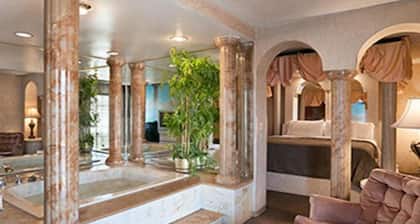 Travelodge Inn and Suites Muscatine