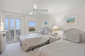 2 bedrooms, WiFi, bed sheets - Crystal Sands Tower Unit 509 - Beachfront (SARASOTA)