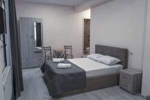 Literie de qualité supérieure, bureau, chambres insonorisées